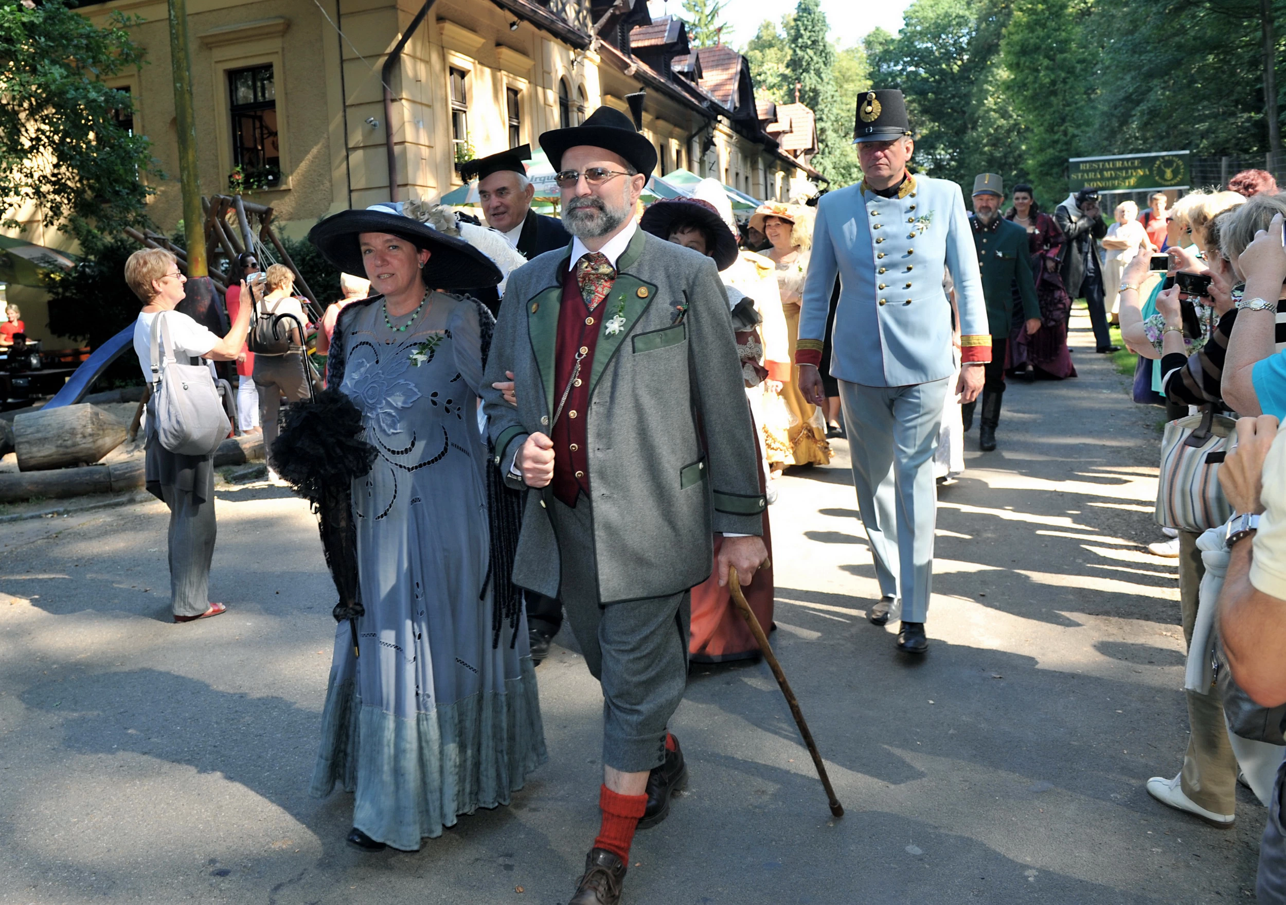stara myslivna historicka svatba 04