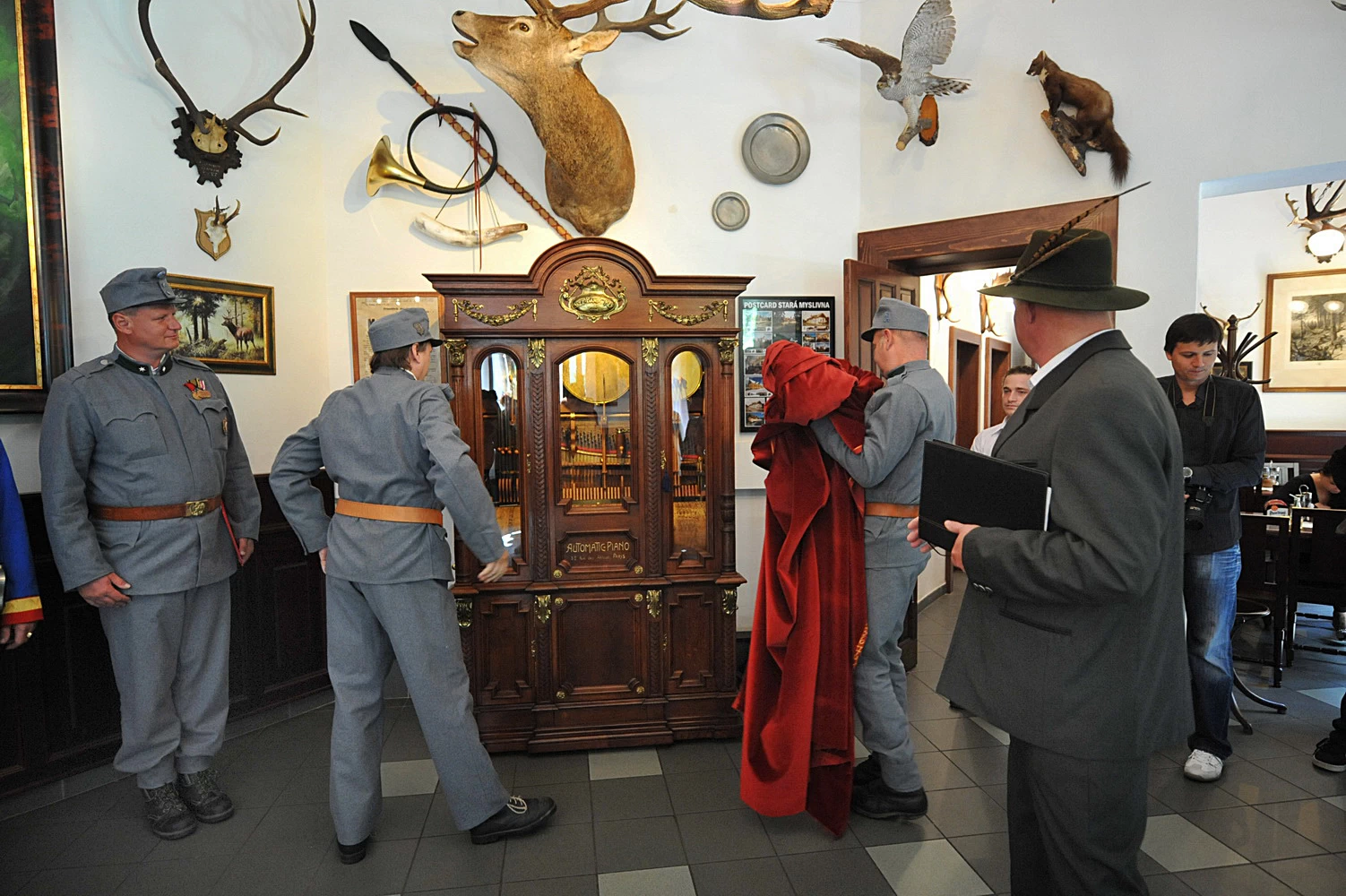 stara myslivna orchestrion 04