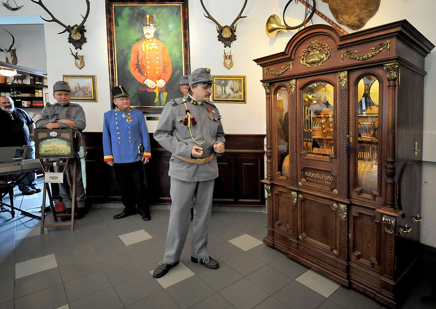 stara myslivna orchestrion 10